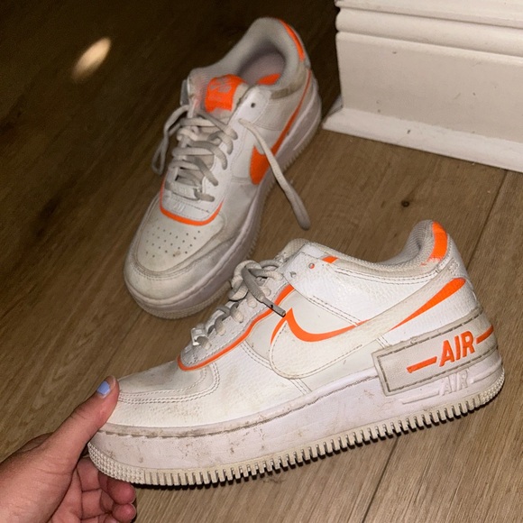 Nike Air Force - Picture 2 of 5